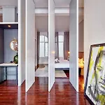 New York Style Apartment With The City Life!